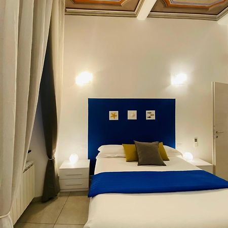 Alla Casa Rosa Al Mare- Centrale A Di Fronte Al Mare- Emozionante- Garage Privato Gratuito A 800 Mt- Aria Condizionata-Wifi Рапало Екстериор снимка