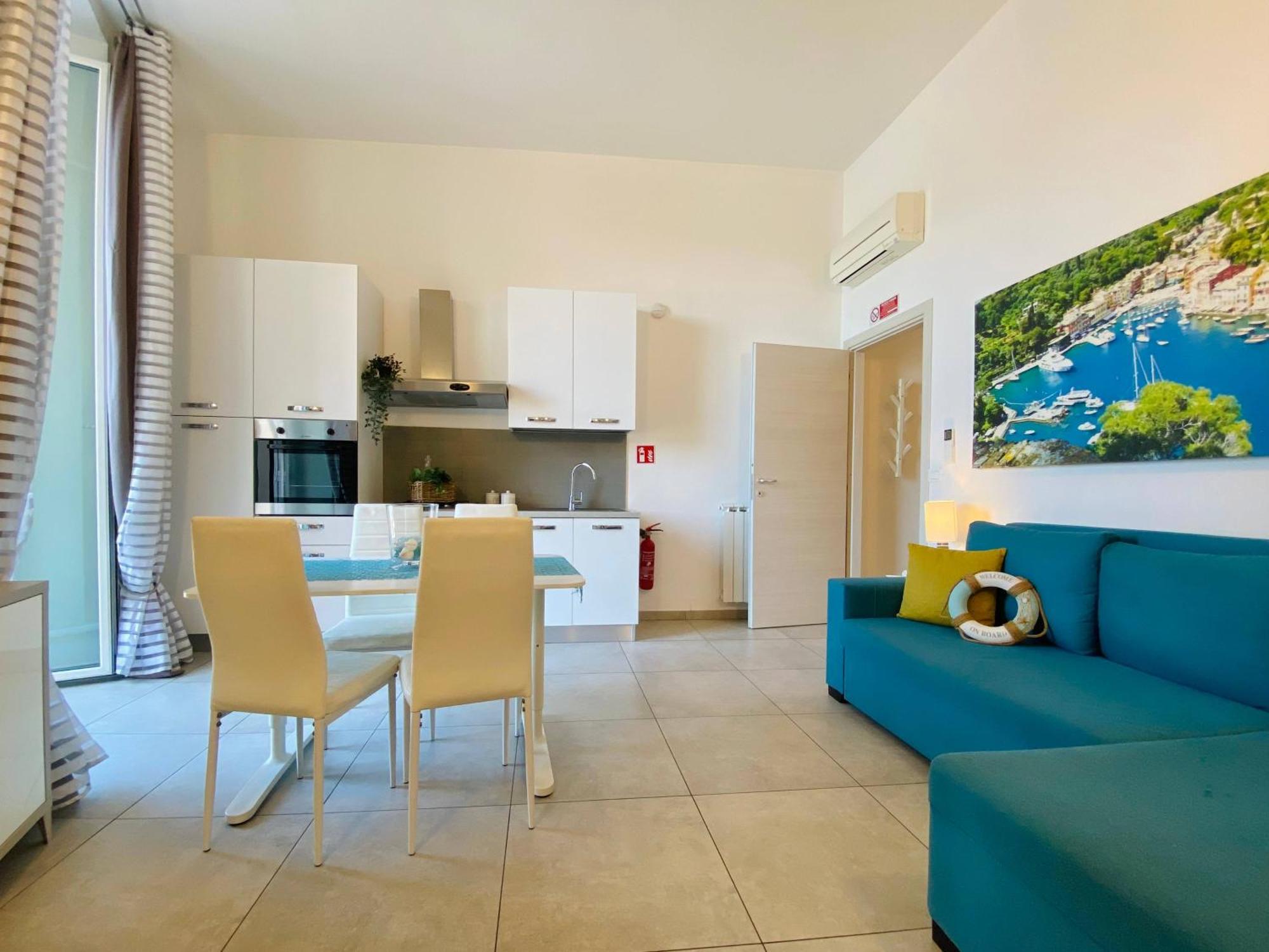 Alla Casa Rosa Al Mare- Centrale A Di Fronte Al Mare- Emozionante- Garage Privato Gratuito A 800 Mt- Aria Condizionata-Wifi Рапало Екстериор снимка